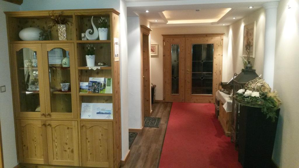 Hotel Alpenblick フェルダーズ エクステリア 写真