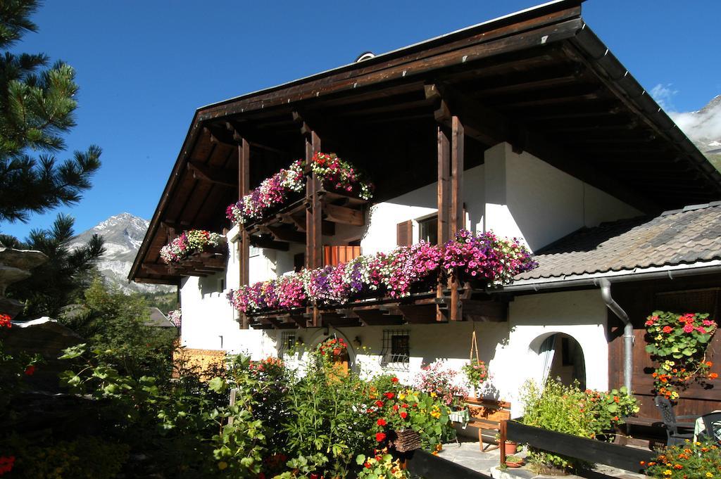 Hotel Alpenblick フェルダーズ エクステリア 写真