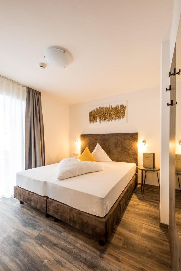 Hotel Alpenblick フェルダーズ エクステリア 写真